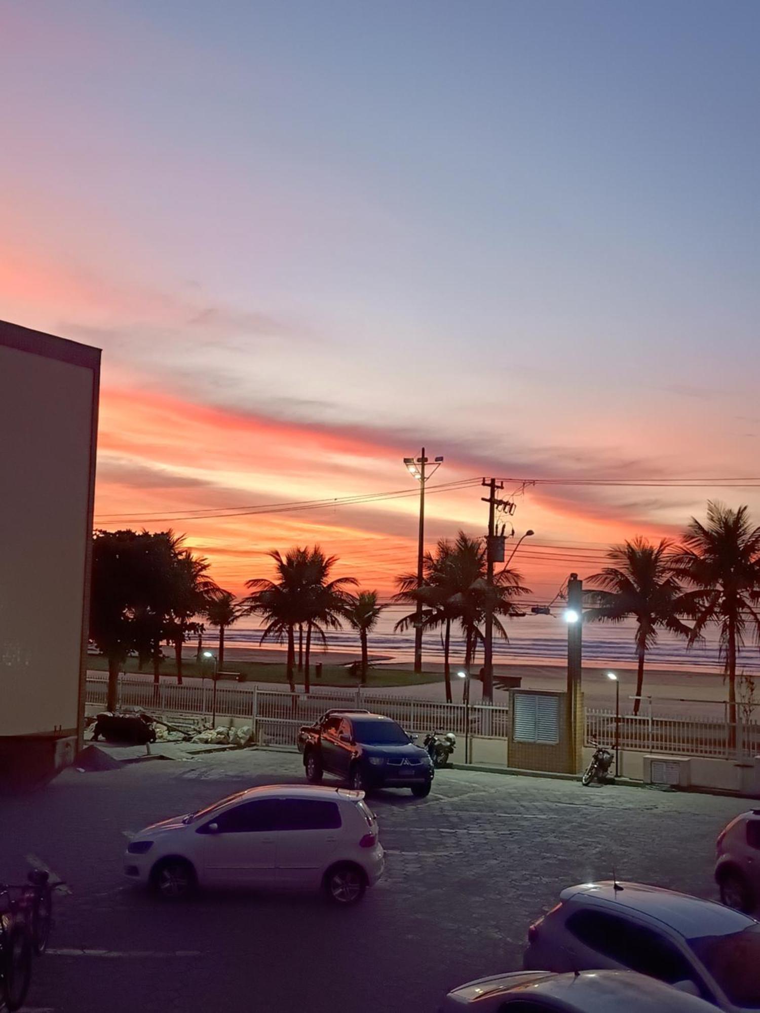 Kitnet Frente Pro Mar Em Vila Caicara, Portaria 24 Hs E Wifi Praia Grande  Ngoại thất bức ảnh