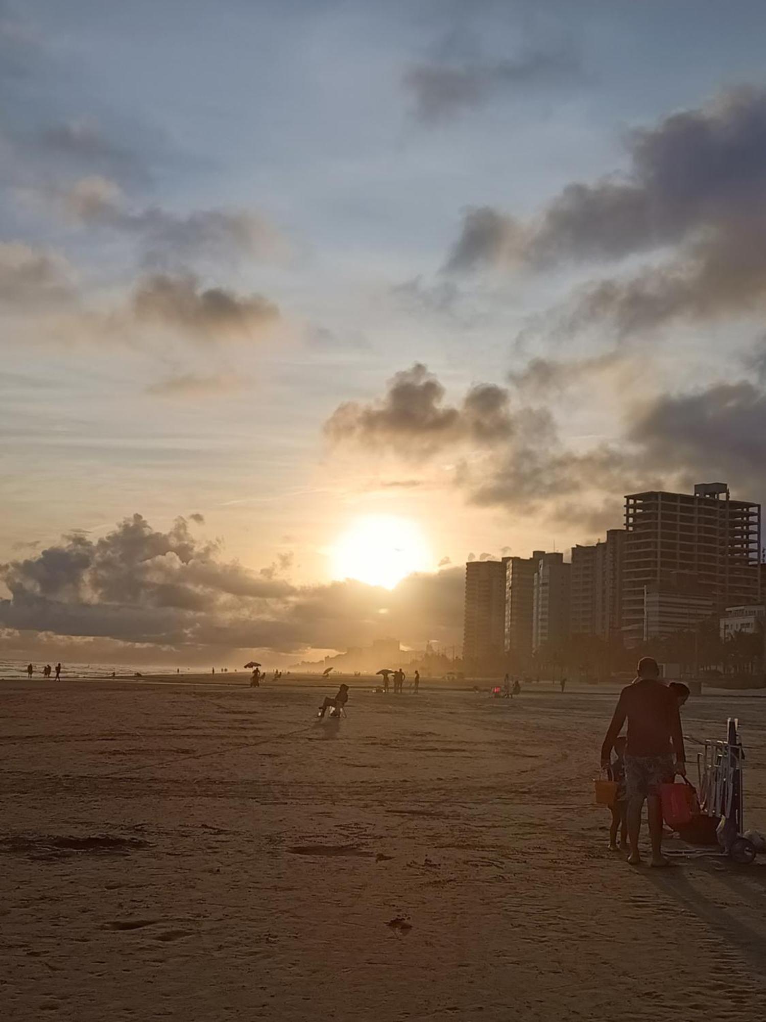 Kitnet Frente Pro Mar Em Vila Caicara, Portaria 24 Hs E Wifi Praia Grande  Ngoại thất bức ảnh